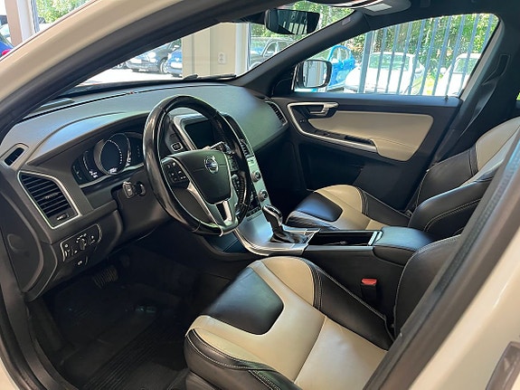 Volvo XC60 6 of 6
