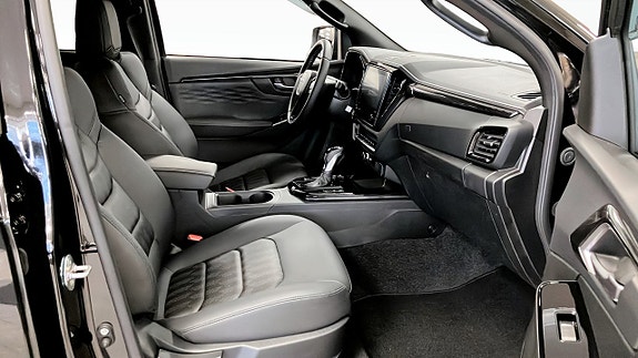 Isuzu D-max 3 of 12