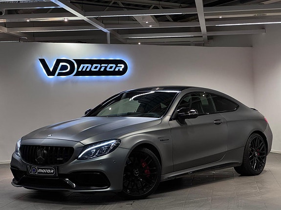 Mercedes-Benz AMG GT Black Series 3 of 5