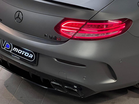 Mercedes-Benz AMG C63 S 12 of 28