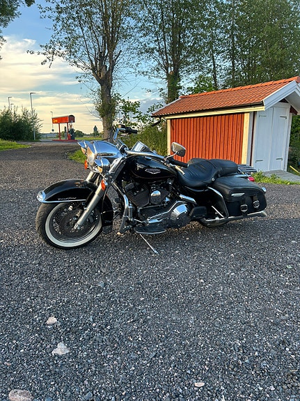 Harley-Davidson Road King Classic 3 of 4