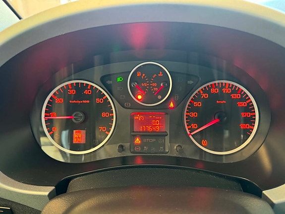 Citroen Berlingo 16 of 27