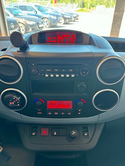 Citroen Berlingo 21 of 27