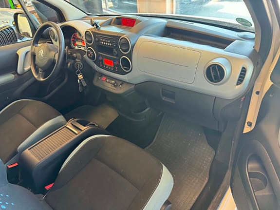 Citroen Berlingo 10 of 27