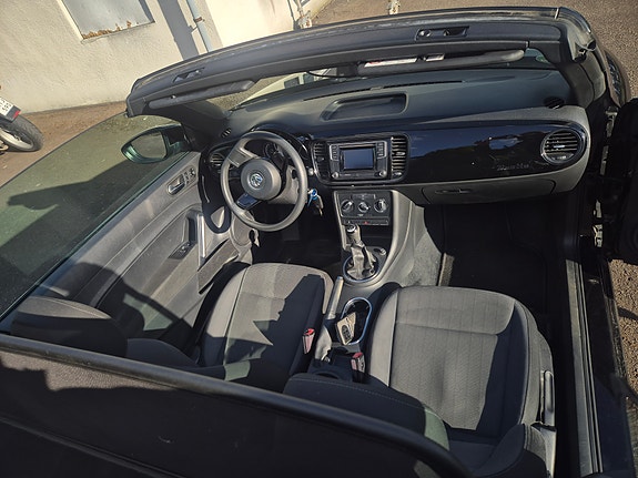 Volkswagen Beetle 3 of 4
