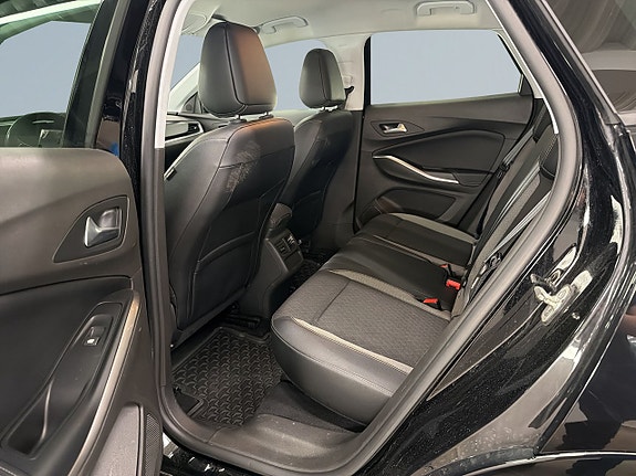 Opel Grandland X 13 of 23