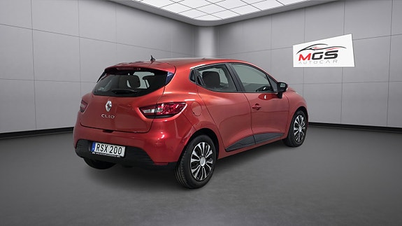 Renault Clio 3 of 23