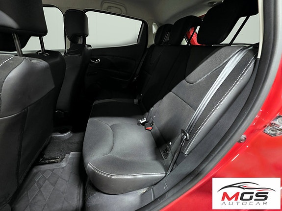Renault Clio 13 of 23
