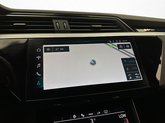 Audi Q8 e-tron 19 of 30