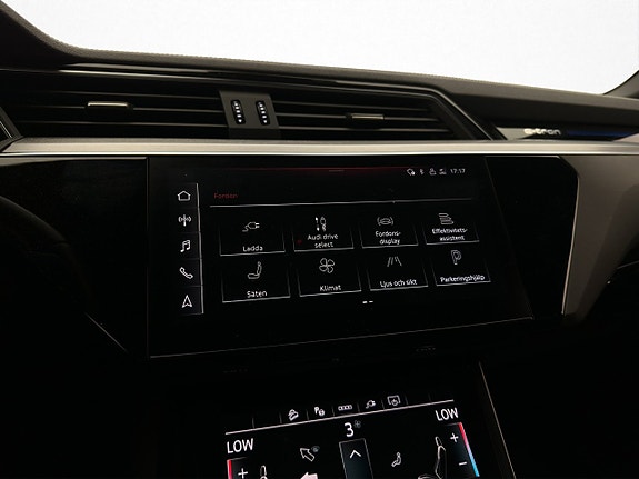 Audi Q8 e-tron 23 of 30