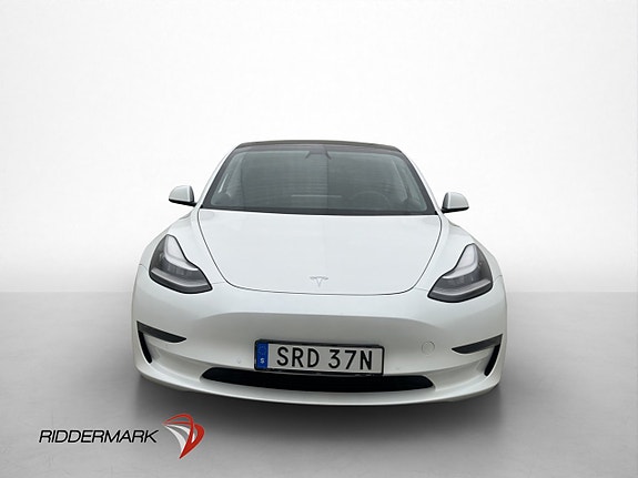 Tesla Model 3 3 of 5