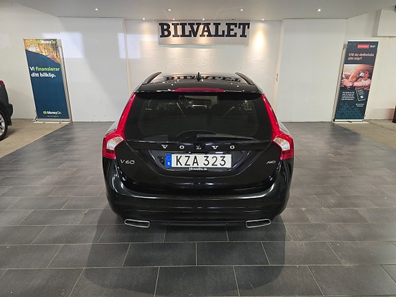 Volvo V60 7 of 14