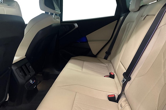 BMW X3 11 of 18