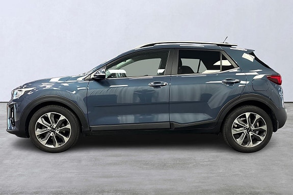 Kia Stonic 2 of 5