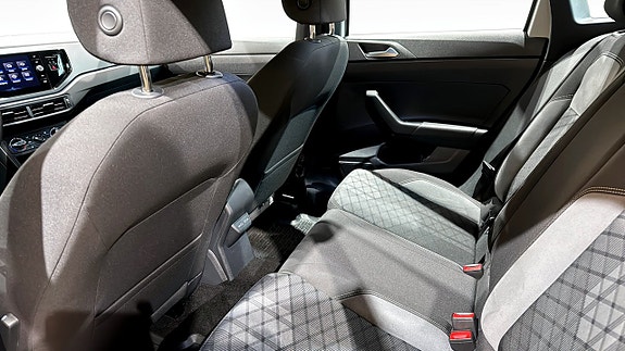 Volkswagen Taigo 11 of 19