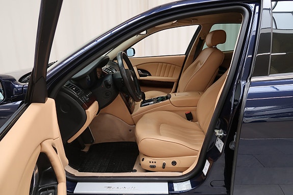 Maserati Quattroporte 4 of 5