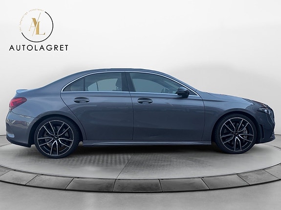 Mercedes-Benz A35 7 of 18
