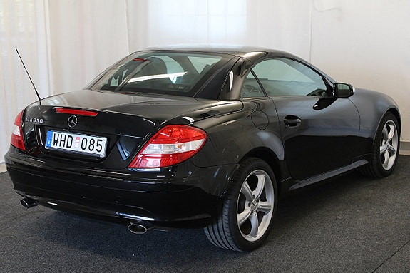 Mercedes-Benz SLK350 15 of 17