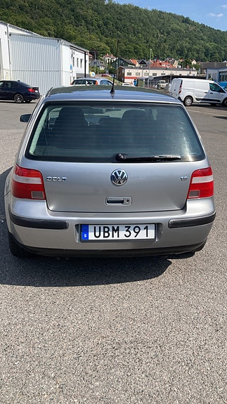 Volkswagen Golf IV 3 of 4