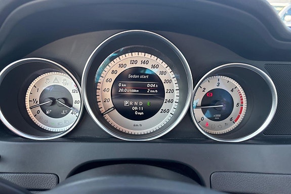 Mercedes-Benz C220 17 of 21