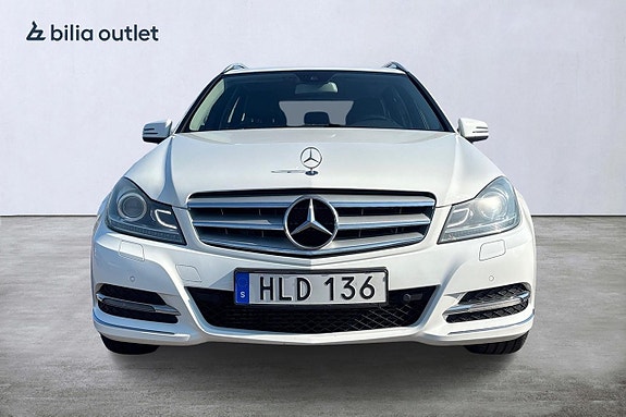 Mercedes-Benz C220 9 of 21
