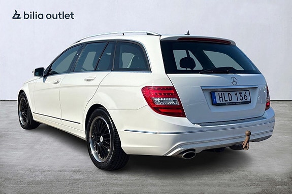Mercedes-Benz C220 4 of 21