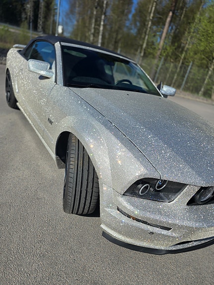 Ford Mustang 3 of 3