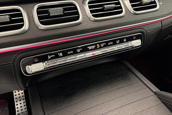Mercedes-Benz GLE350 de 13 of 17