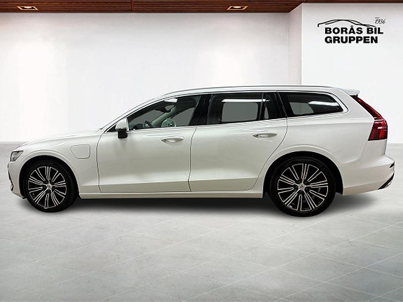 Volvo V60 3 of 16