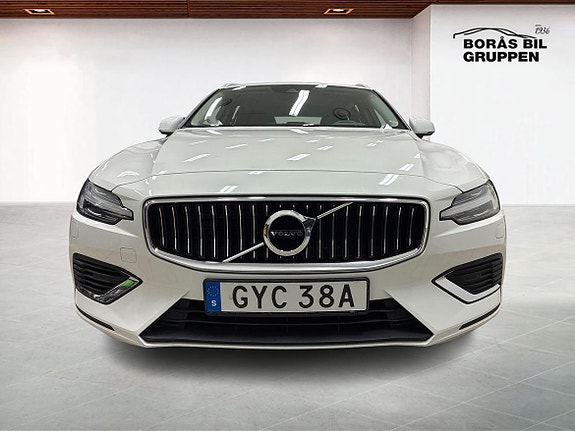 Volvo V60 8 of 16