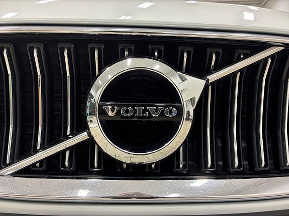 Volvo V60 14 of 16