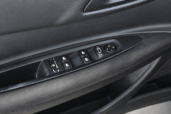 Citroen C4 13 of 23