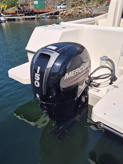 QUICKSILVER 675 PILOTHOUSE 4 of 5