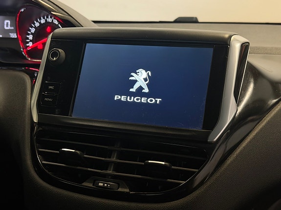 Peugeot 208 22 of 26