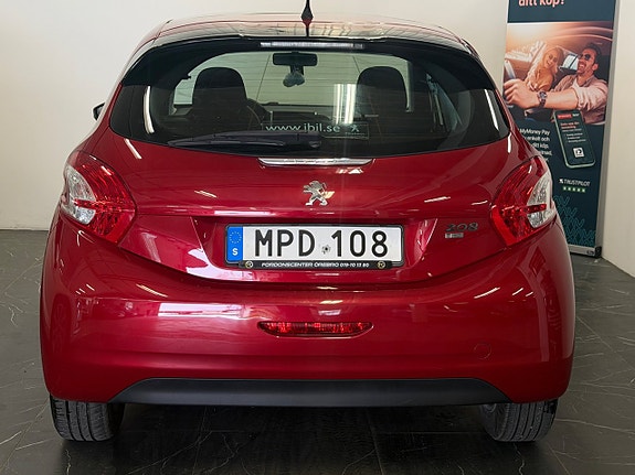 Peugeot 208 5 of 5