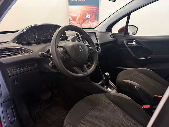 Peugeot 208 9 of 26