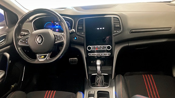 Renault Megane E-Tech 4 of 9