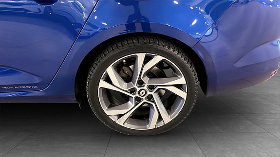 Renault Megane E-Tech 9 of 9