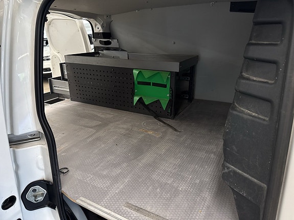 Volkswagen Caddy 11 of 24