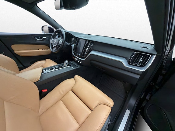 Volvo XC60 29 of 30