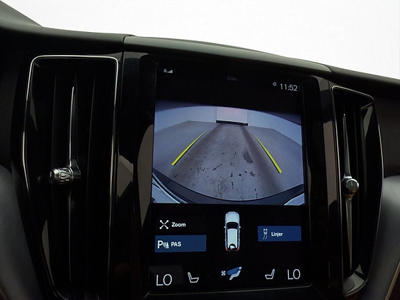 Volvo XC60 18 of 30