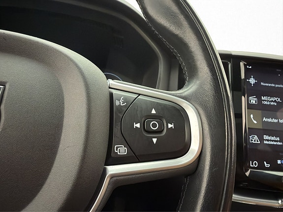 Volvo XC60 17 of 30
