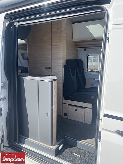 Hobby MAXIA VAN 680 ET 14 of 21