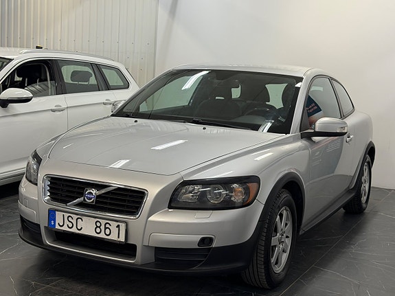 Volvo C30 3 of 5