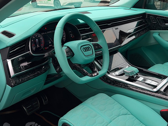 Audi Q8 2 of 30