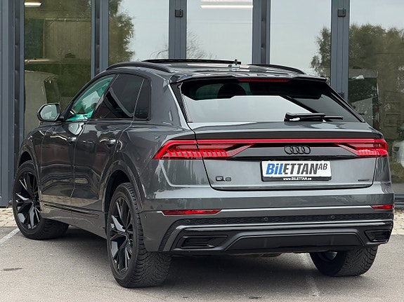 Audi Q8 5 of 30