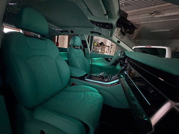 Audi Q8 27 of 30