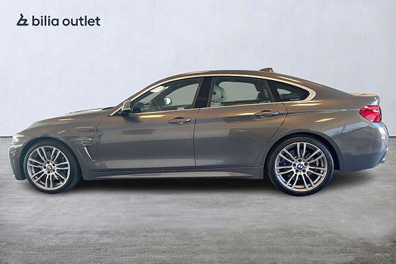 BMW 430i 3 of 5