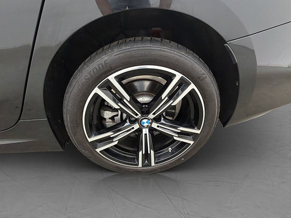 BMW 330e 21 of 30
