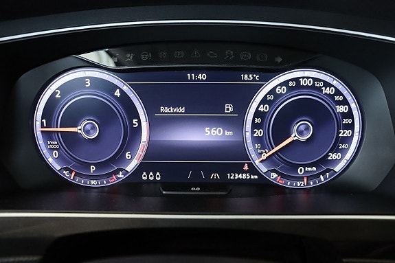 Volkswagen Tiguan 14 of 16